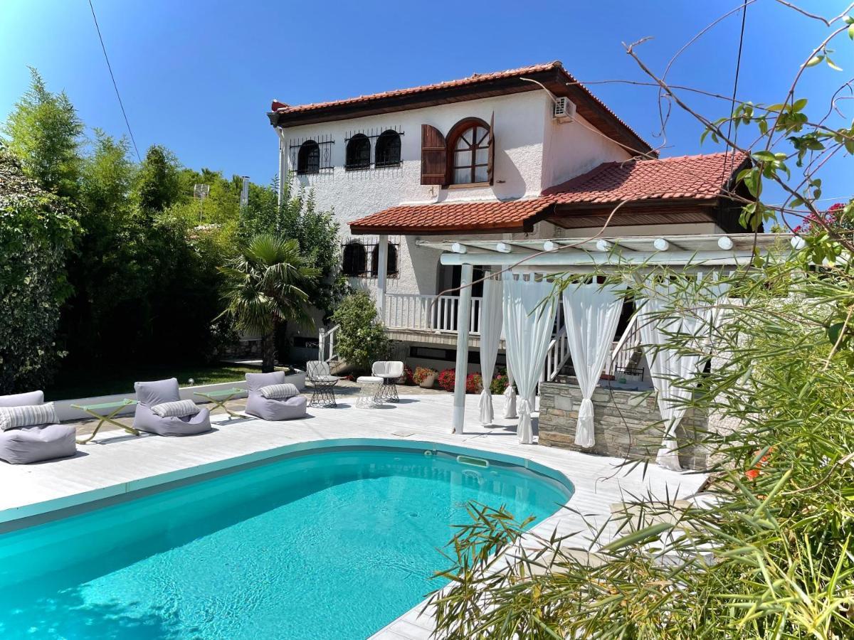 Byblos Mare-The Exclusive Beach Front Villa สกาลาโซติรอส ภายนอก รูปภาพ